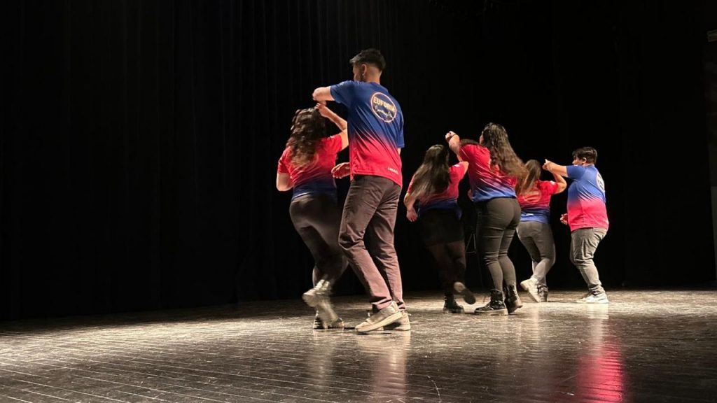 Caleta Olivia reunió a 23 academias en el primer Encuentro Comercialero