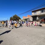 El Municipio promueve el atletismo y la participación juvenil en los barrios