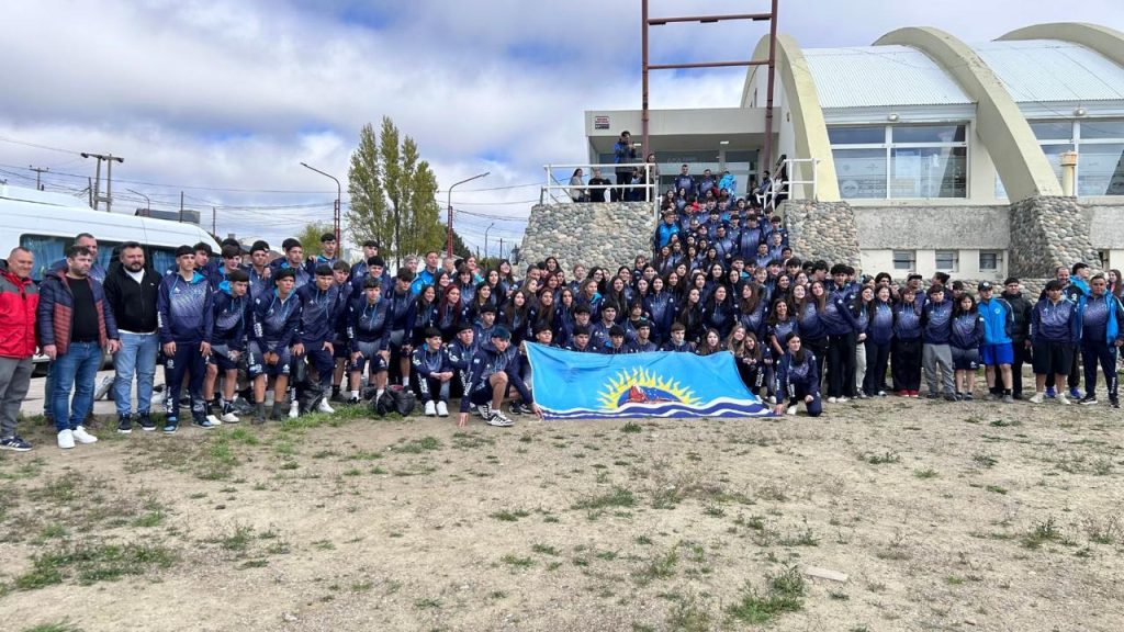 La Municipalidad reconoció a los deportistas santacruceños antes de su viaje a nuevos desafíos